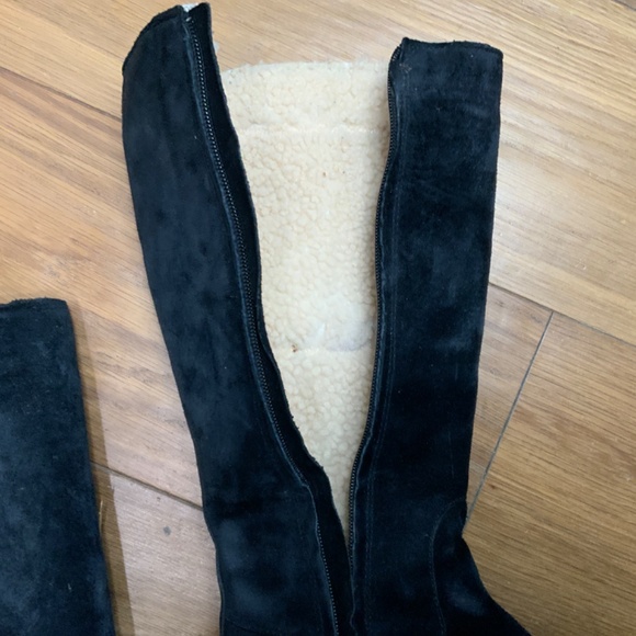 UGG Australia Broome Boots Size 7.5 - Picture 4 of 12